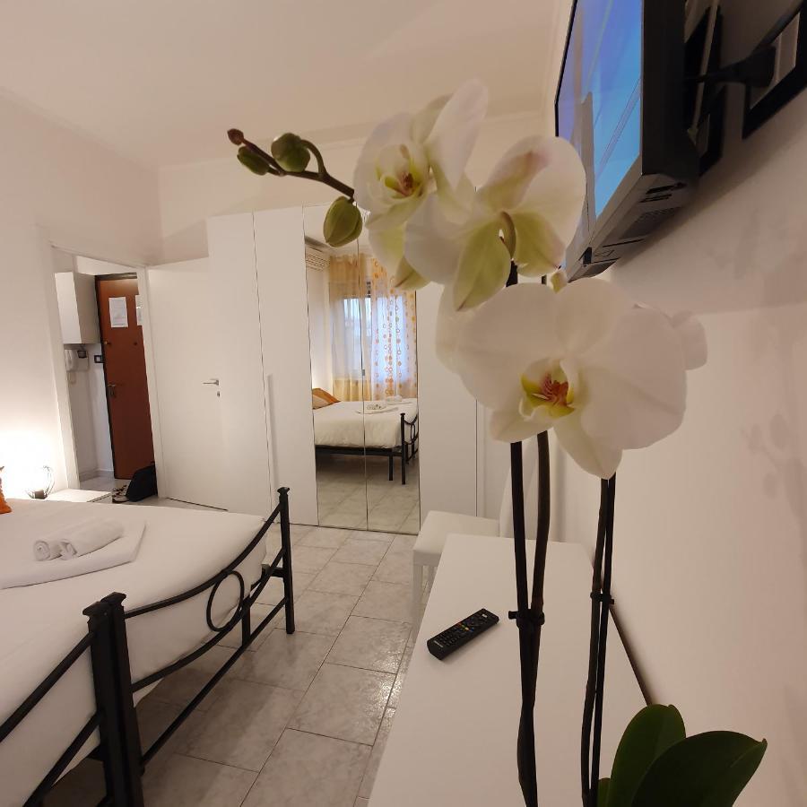 Apartment Tolstoj Apartment Milano Mailand